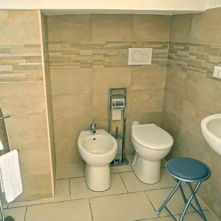 Oda ve Kahvaltı Dimora Raffaele 3*